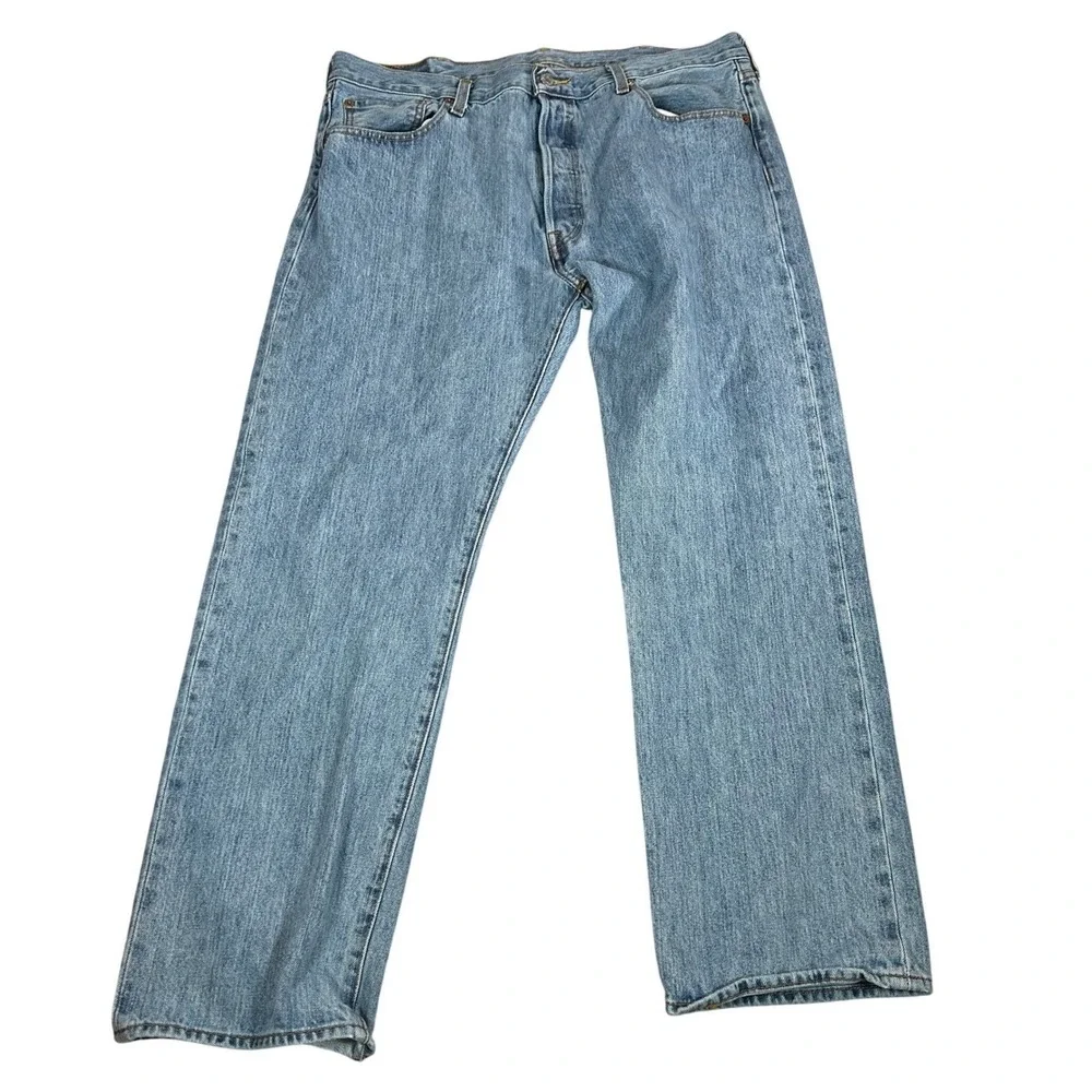 Levis 501 Original Fit Mens Light Wash Blue Denim Jeans 38x30 Button Fly